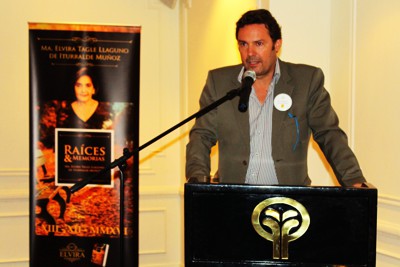 Palabras de Gustavo Gonz�lez Garneff  al recibir el  Libro Ra�ces & Memorias de sua autora